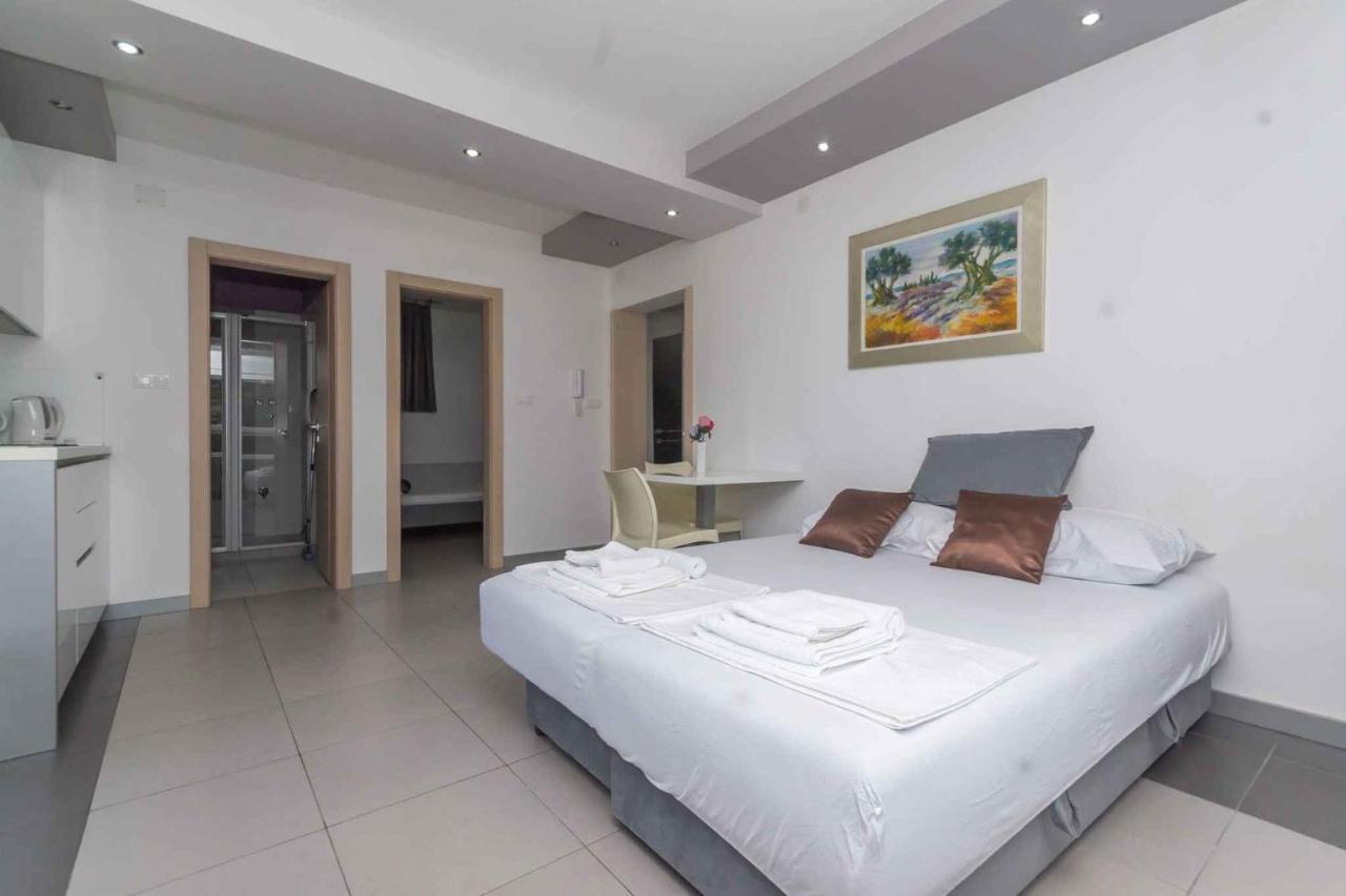 Apartments In Njivice/Insel Krk 13314 מראה חיצוני תמונה
