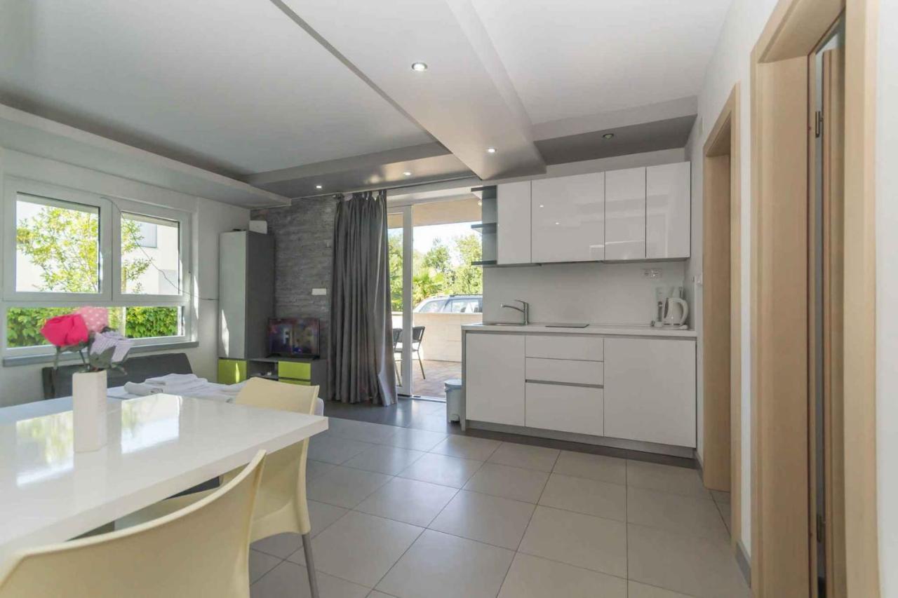 Apartments In Njivice/Insel Krk 13314 מראה חיצוני תמונה