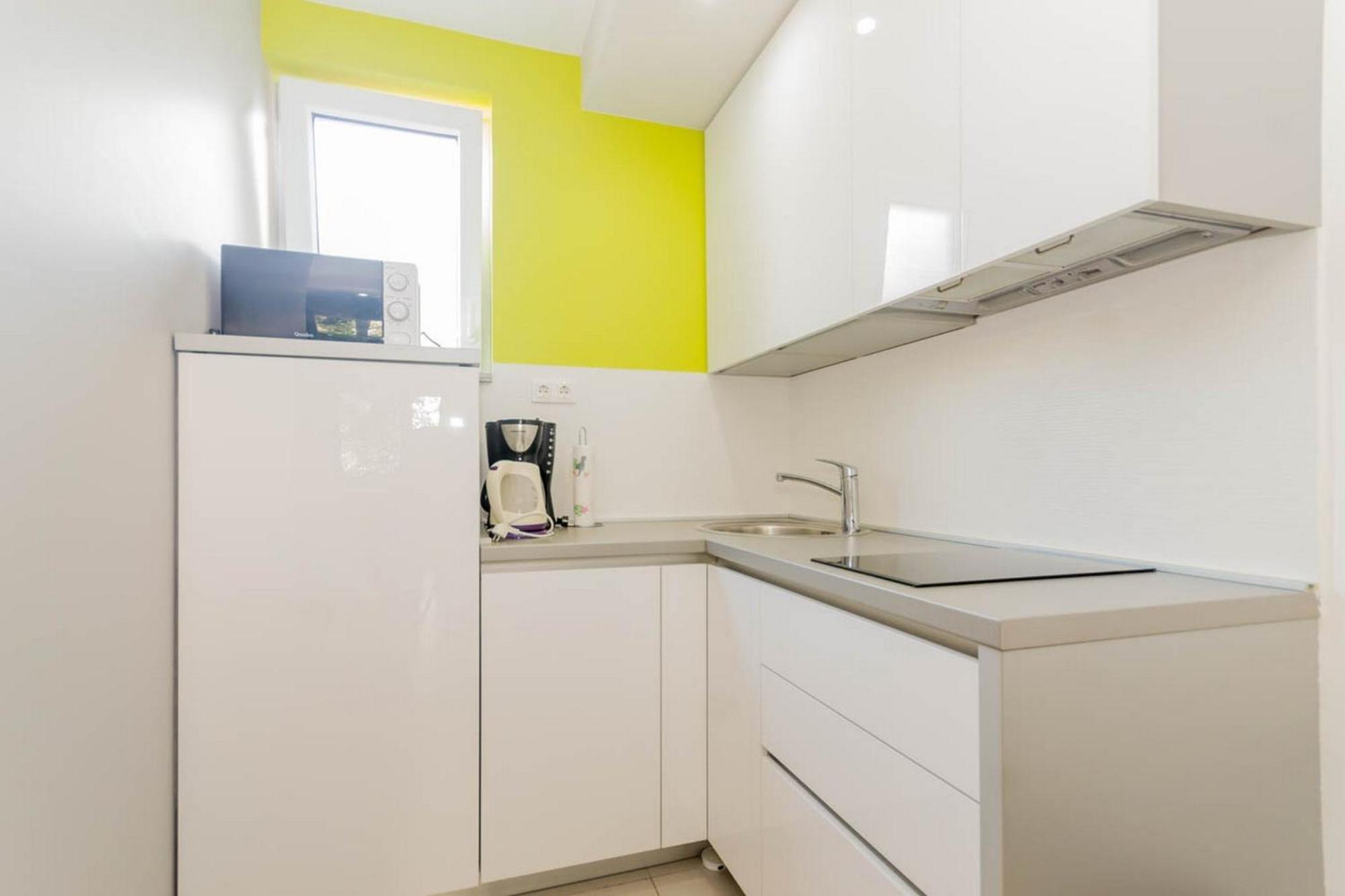 Apartments In Njivice/Insel Krk 13314 מראה חיצוני תמונה