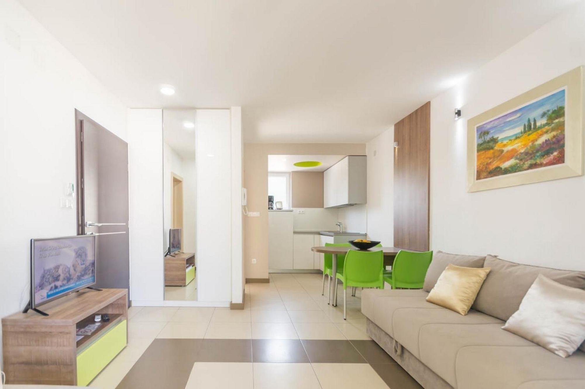 Apartments In Njivice/Insel Krk 13314 מראה חיצוני תמונה