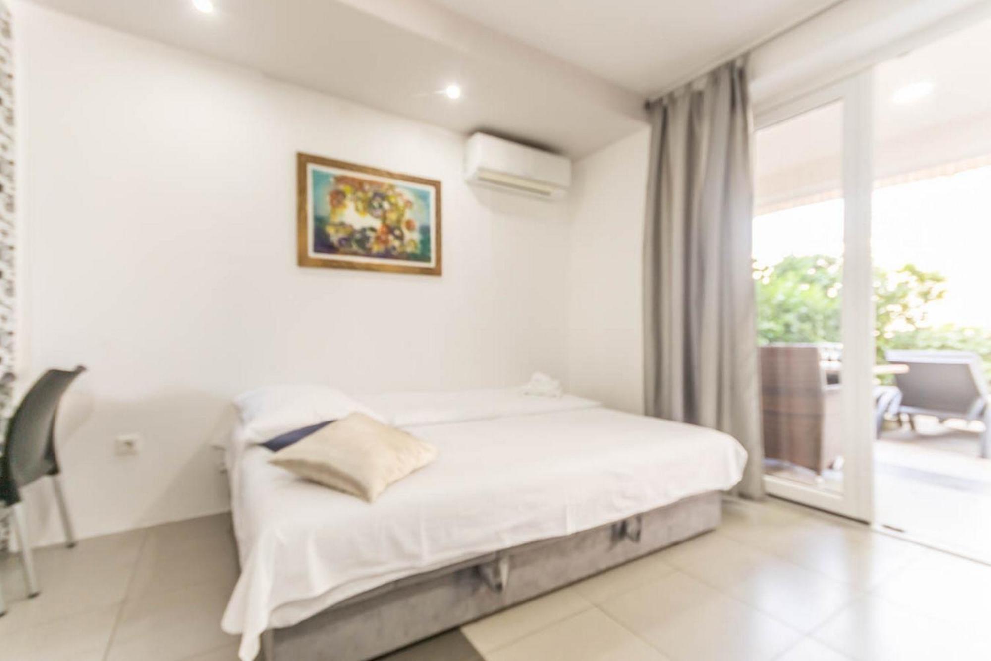 Apartments In Njivice/Insel Krk 13314 מראה חיצוני תמונה