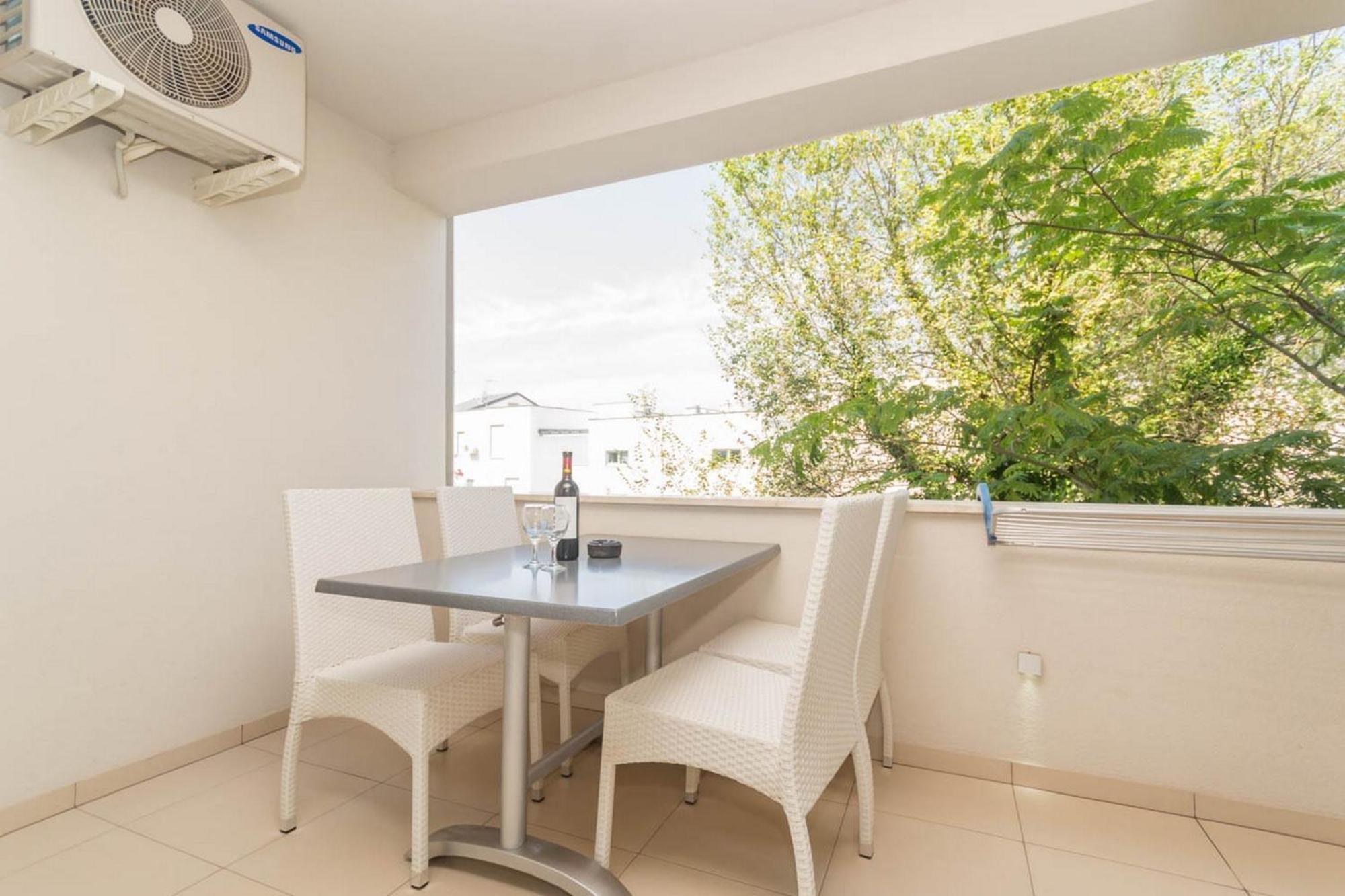 Apartments In Njivice/Insel Krk 13314 מראה חיצוני תמונה